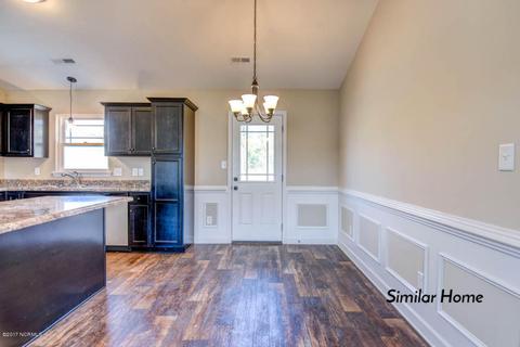 202 Brice Ct, Hubert, NC 28539 photo 9