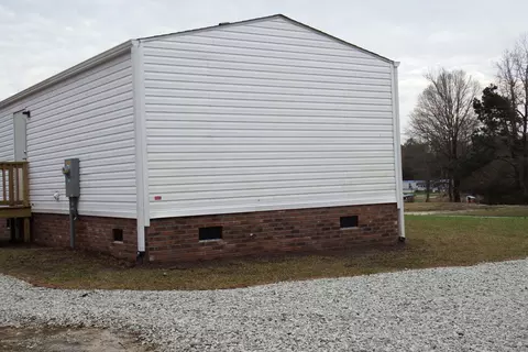 401 Cedar Ave, Hampstead, NC 28443 photo 4