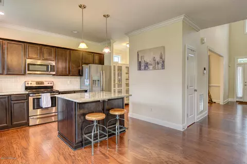 479 Landsdowne Cir, Hampstead, NC 28443 photo 9