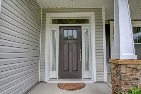 479 Landsdowne Cir, Hampstead, NC 28443 photo 3