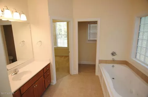 644 Sawgrass Rd, Hampstead, NC 28443 photo 18