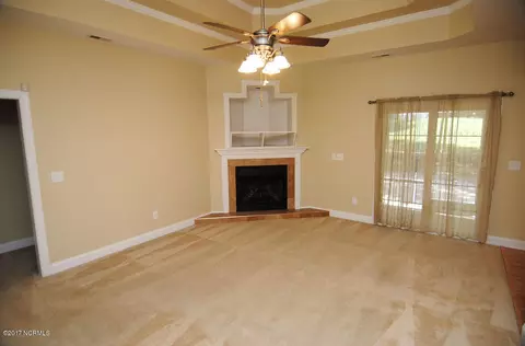 644 Sawgrass Rd, Hampstead, NC 28443 photo 9