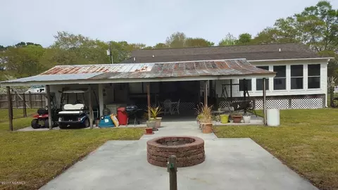 42 Cain Ln, Hampstead, NC 28443 photo 3