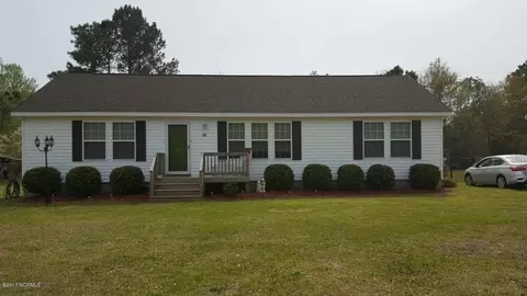 42 Cain Ln, Hampstead, NC 28443 photo 2
