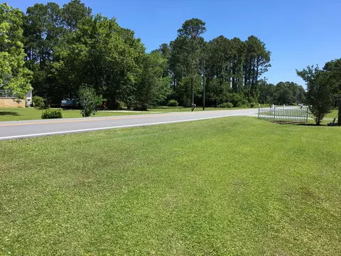 706 Seashore Dr, Atlantic, NC 28511 photo 17