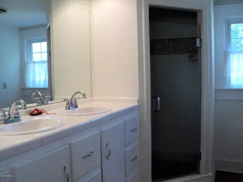 128 E 14th St, Washington, NC 27889 photo 17