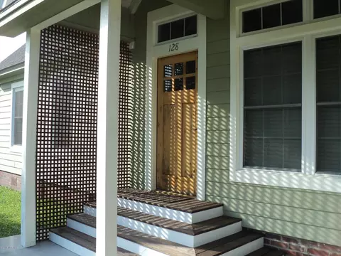 128 E 14th St, Washington, NC 27889 photo 2