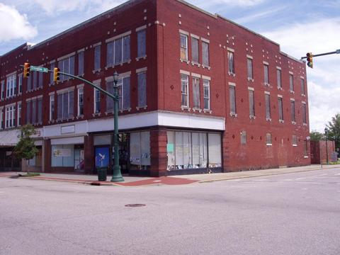 227 Nash St E, Wilson, NC 27893 photo 1