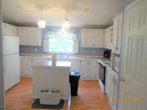 543 Groves Point Dr, Hampstead, NC 28443 photo 11