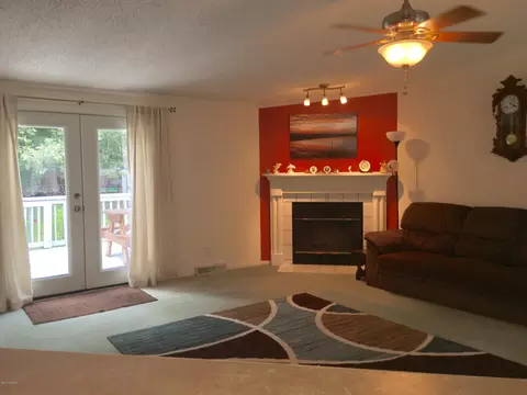 543 Groves Point Dr, Hampstead, NC 28443 photo 4