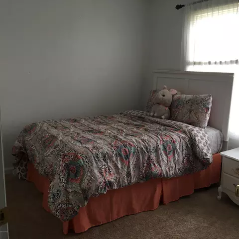 309 Mann St, Hubert, NC 28539 photo 15