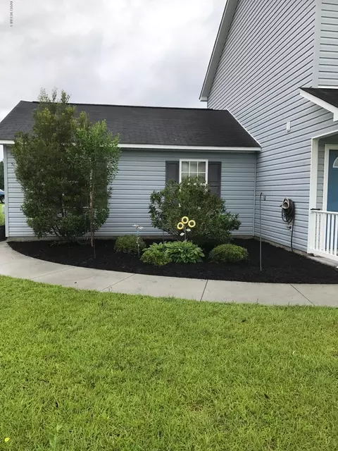309 Mann St, Hubert, NC 28539 photo 2
