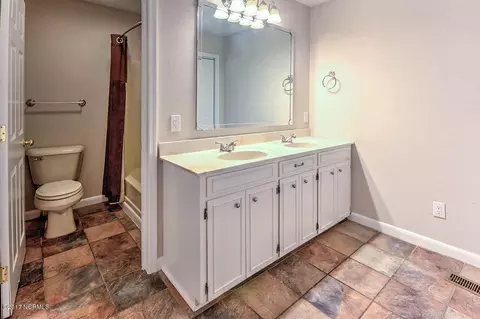116 Sloop Point Loop Rd, Hampstead, NC 28443 photo 15