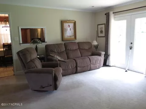 709 Dixie Rd, Clinton, NC 28328 photo 14