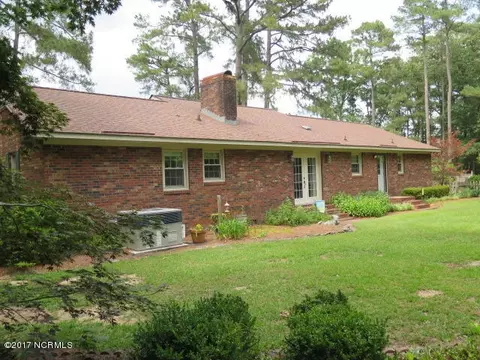 709 Dixie Rd, Clinton, NC 28328 photo 7