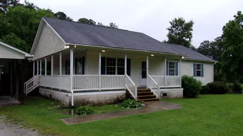 960 Pigott Rd, Gloucester, NC 28528 photo 2