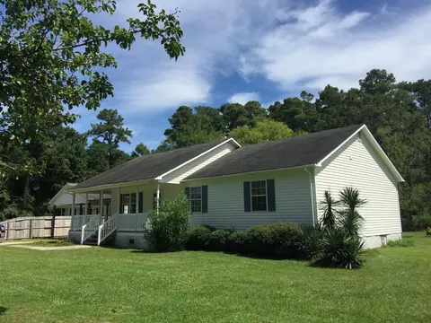 960 Pigott Rd, Gloucester, NC 28528 photo 1