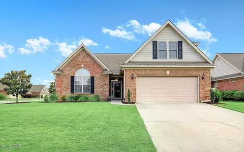 139 Highlands Dr, Hampstead, NC 28443 photo 1