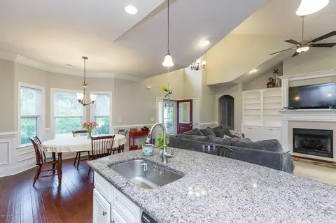 213 Gull Rd, Hampstead, NC 28443 photo 5