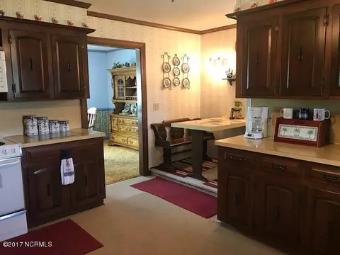 1991 W Barr Rd, Chocowinity, NC 27817 photo 9