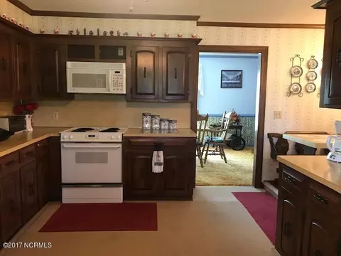 1991 W Barr Rd, Chocowinity, NC 27817 photo 8