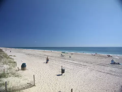 103 Robin St, Emerald Isle, NC 28594 photo 7