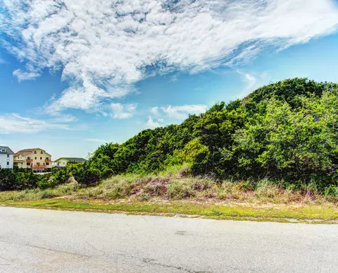 103 Robin St, Emerald Isle, NC 28594 photo 1