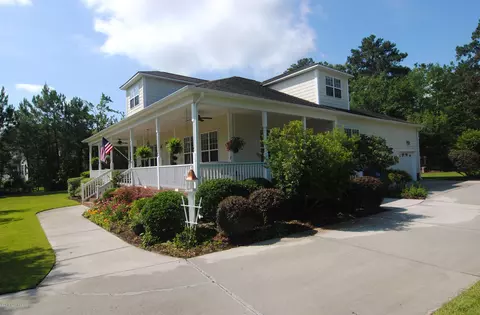 208 Headwaters Dr, Hampstead, NC 28443 photo 4