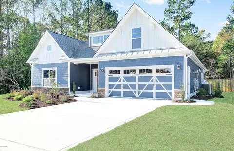 60 E Cloverfield Ln, Hampstead, NC 28443 photo 3