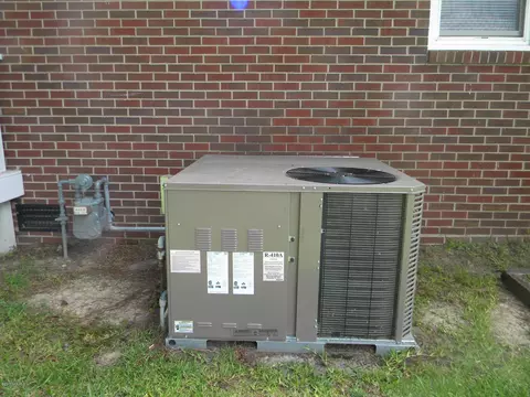 568 S 4th St, Macclesfield, NC 27852 photo 17