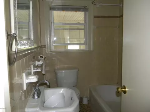 568 S 4th St, Macclesfield, NC 27852 photo 8