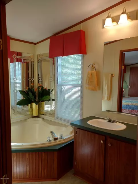 620 Pineview Dr, Sunset Beach, NC 28468 photo 18