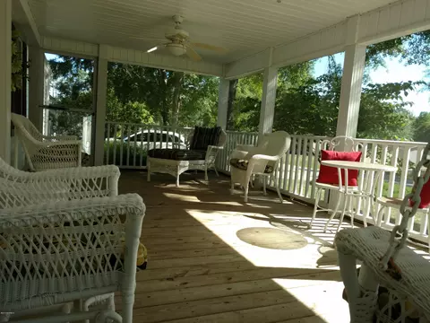 620 Pineview Dr, Sunset Beach, NC 28468 photo 2