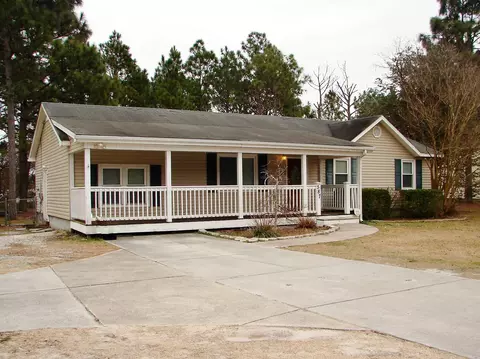 587 Sandridge Rd, Hubert, NC 28539 photo 1