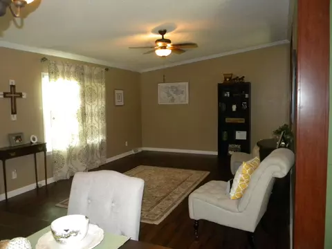 407 S 4th St, Macclesfield, NC 27852 photo 4