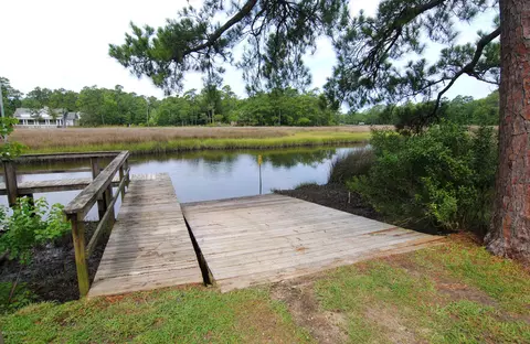 547 Groves Point Dr, Hampstead, NC 28443 photo 21