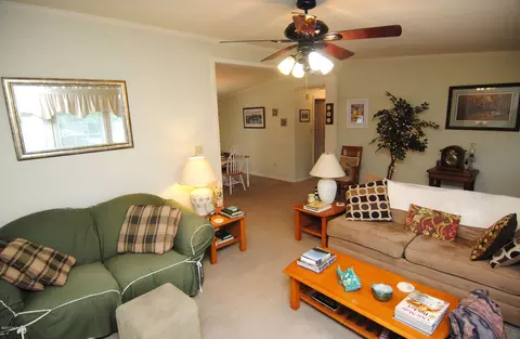 547 Groves Point Dr, Hampstead, NC 28443 photo 5