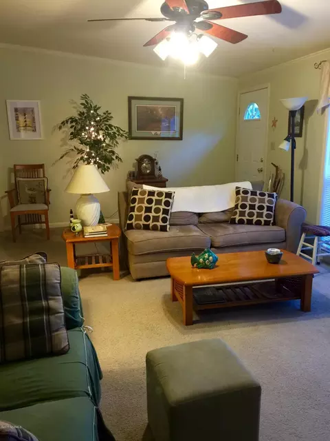 547 Groves Point Dr, Hampstead, NC 28443 photo 6