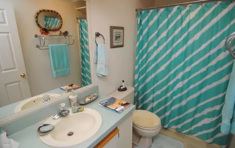 547 Groves Point Dr, Hampstead, NC 28443 photo 16