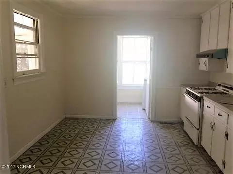 509 E 2nd St, Washington, NC 27889 photo 7