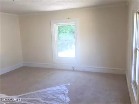 509 E 2nd St, Washington, NC 27889 photo 20