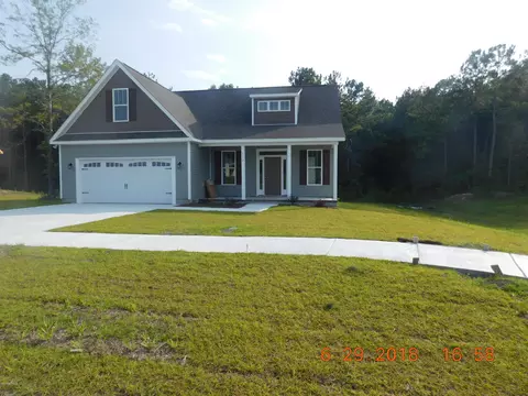 112 Shadow Creek Dr, Swansboro, NC 28584 photo 1