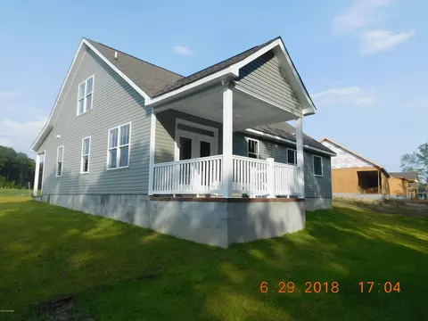 112 Shadow Creek Dr, Swansboro, NC 28584 photo 7
