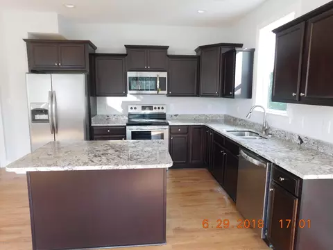 112 Shadow Creek Dr, Swansboro, NC 28584 photo 3