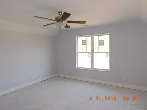 112 Shadow Creek Dr, Swansboro, NC 28584 photo 9