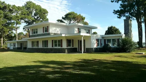 267 Sleepy Point Rd, Gloucester, NC 28528 photo 1