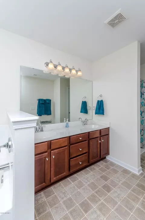 139 Cornel Ln, Hampstead, NC 28443 photo 17