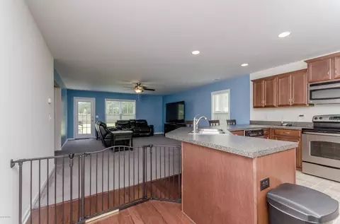 139 Cornel Ln, Hampstead, NC 28443 photo 9