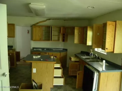 610 Center Dr, Hampstead, NC 28443 photo 14