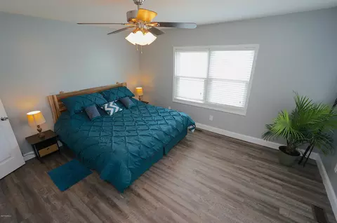 1075 Salter Path Rd, Salter Path, NC 28575 photo 10